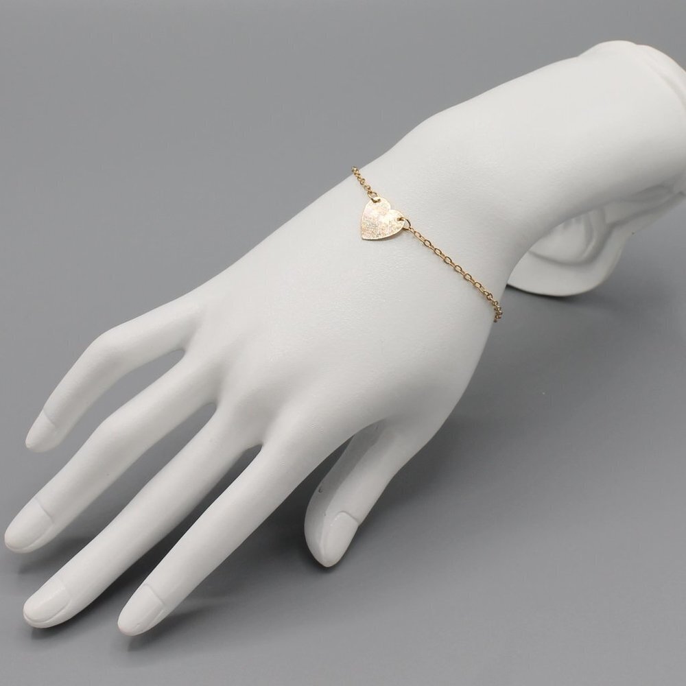 Jewelry bracelet heart love romantic yellow gold tone minimalist dainty new - Picture 2 of 5